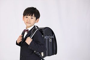 【入学式】ランドセル姿の写真の撮り方・コツ！おしゃれに撮るなら